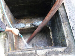 Limpeza de Caixa de Gordura